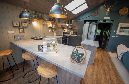 Kendal Cottage | The Owl's Shack