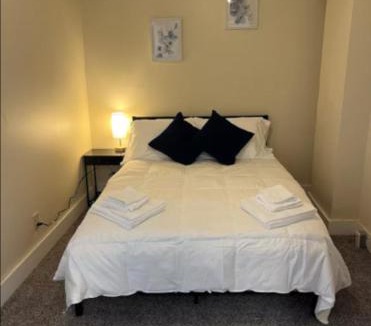 Oxford Apartment | The Oxford Bank