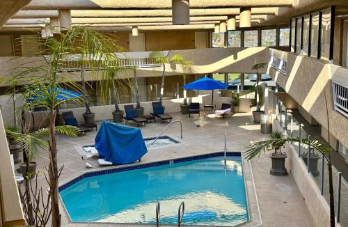 Old Towne Hotel | The Pacific Inn
