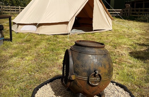 Fangfoss Cabin | The Paddock Glamping - Clover 2