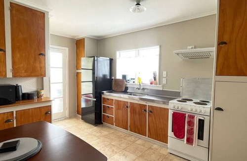 Pahi House | The Pahi Bach