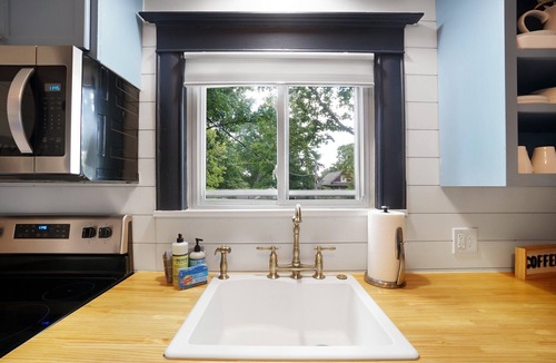 St. Charles Historic District House | The Painted House Est. 1910