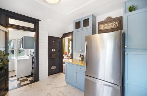 St. Charles Historic District House | The Painted House Est. 1910