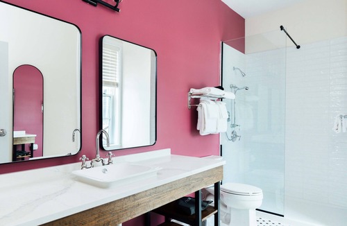 Five Points South Hotel | The Painted Lady