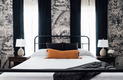 Five Points South Hotel | The Painted Lady
