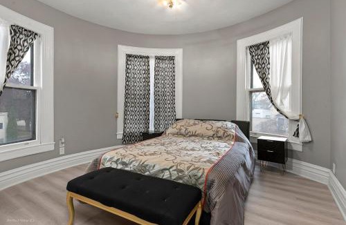 Rockford House | The Palace