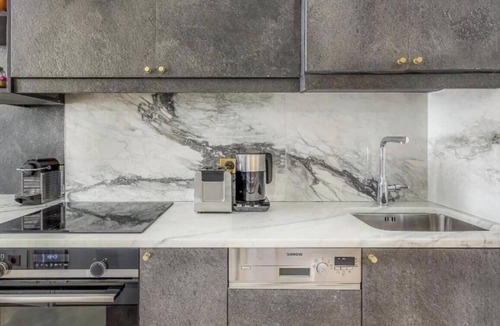 Les Halles Apartment | The Palais-Royal View Residence – Historic 5-Bedroom Luxury in Paris 1st