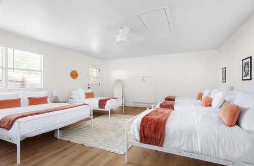University Hills House | The Palm Royale