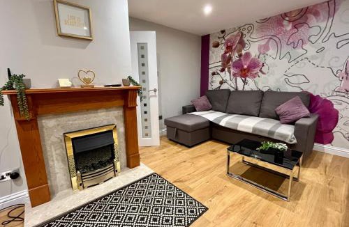 St Ives House | The Palm Tree House