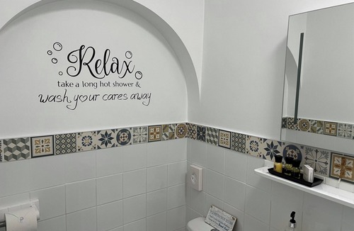 Romsey Bed & Breakfast | The Palmerston Rooms