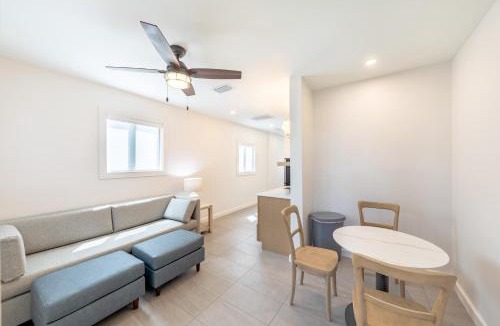 Downtown Boca Grande Historic District Hotel | The Palmetto Inn