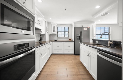 Englewood Apartment | The Palms – 3BR Gulffront, Sand & Sunsets