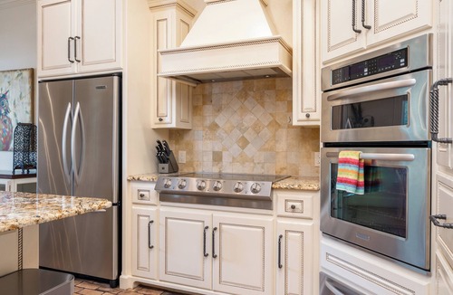Rockwell House | The Palms at Chesswood - Luxury, Pool, & Dock!