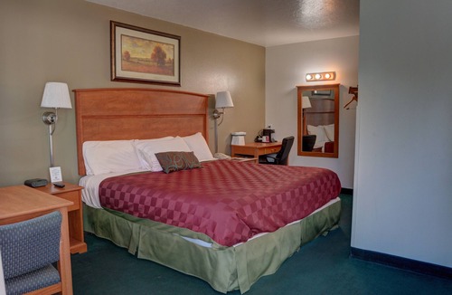 Overlook Hotel | The Palms Motel
