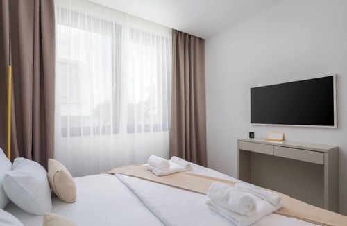Kraj Resort | The Palms Resort 2BR Villa Dream Six with Pool