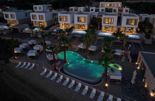 Kraj Villa | The Palms Resort by Irundo