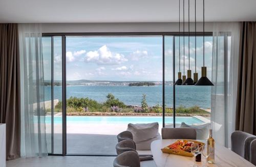 Kraj Villa | The Palms Resort by Irundo