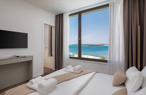 Kraj Resort | The Palms Resort Villa Beach Four with Pool