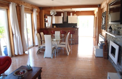 L Almadrava Villa | The Palms - Spacious Private Villa For Family Fun & Relaxation