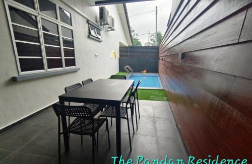 Kuantan House | The Pandan Residence