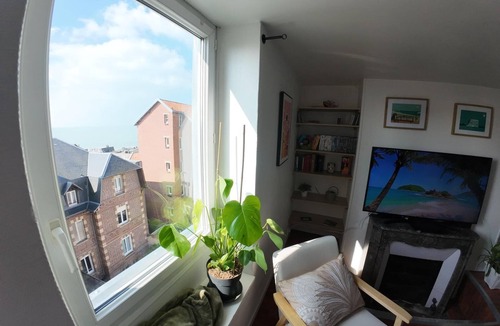 Le Havre Apartment | The Panoramic Nest
