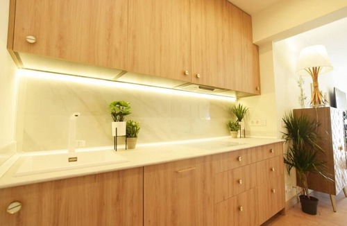 San Sebastian Centro Apartment | The Paradise: Luxurious flat, parking, jacuzzi, terrace, new