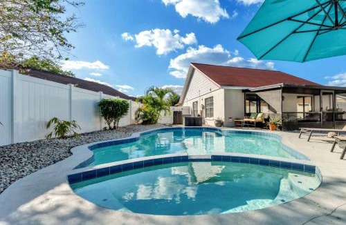 Brandon House | The Paradise Palms