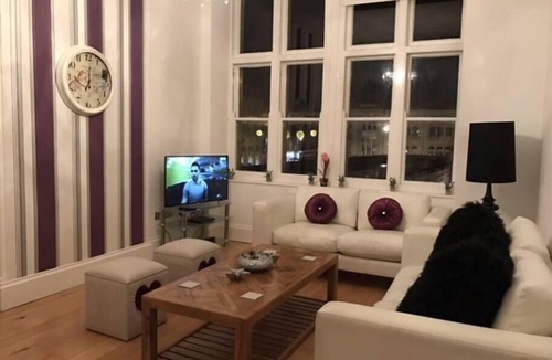 Southport Apartment | The Paradise Suite Su