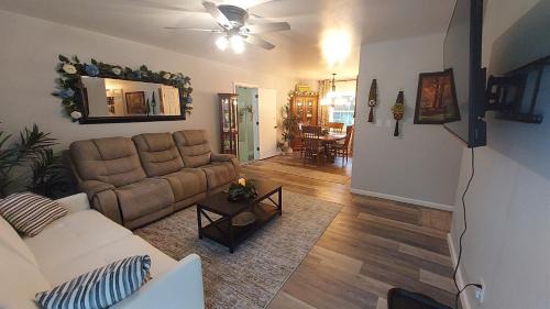 Craigsville House | The Park Ave Retreat