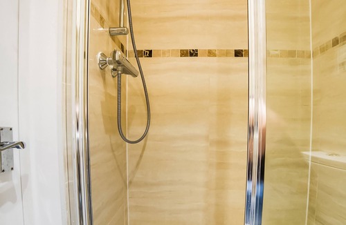 Pimlico Hotel | The Park Hotel