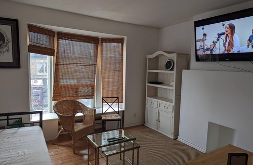 Parkdale Hostel | The Parkdale Hostellerie