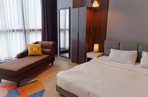 Taman Bukit Pantai Apartment | The Parkville - Bangsar Trade Centre