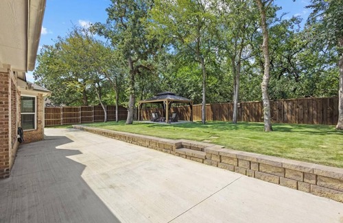 Corinth House | The Parkwood Retreat, Gazebo, Firepit & Work Stay