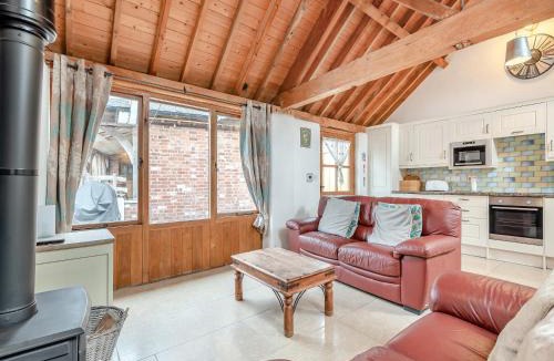 Blaisdon House | The Parlour