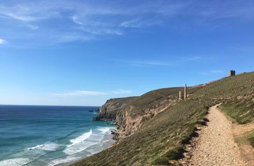 St. Agnes House | The Parlour