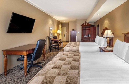 Stratford Hotel | The Parlour Inn, an Ascend Collection Hotel