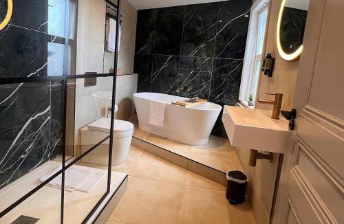 Warrington Hotel | The Parr’s Bank Hotel