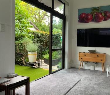 Narrow Neck Apartment | The Partchery Devonport