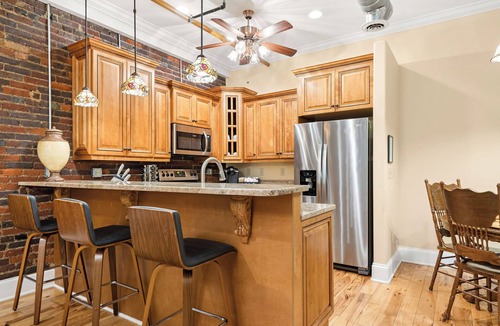 Downtown Nashville Condo | The Parton-Printer's Alley- 2 Blocks to Broadway