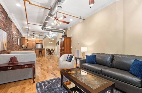 Downtown Nashville Condo | The Parton-Printer's Alley- 2 Blocks to Broadway