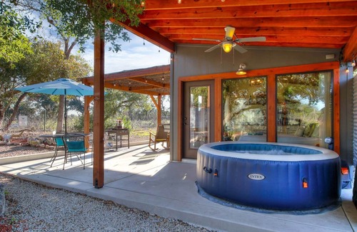 Hondo Cabin | The Patio Casita