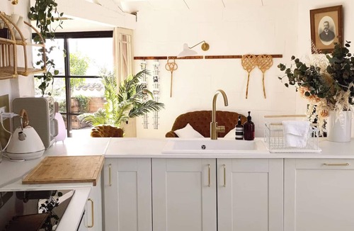 Fronsac House | The pavilion