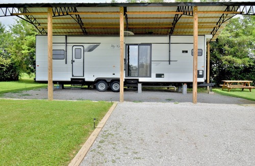 Decatur RV Rental | The Pavilion Hideaway