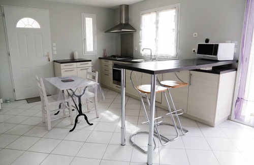 Prades House | The pavilion: vacations, hiking, spa treatments, festivals, heritage