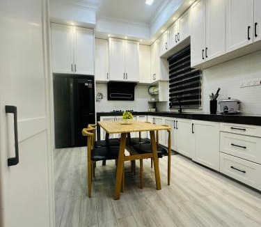 Bukit Payong House | The Payong House