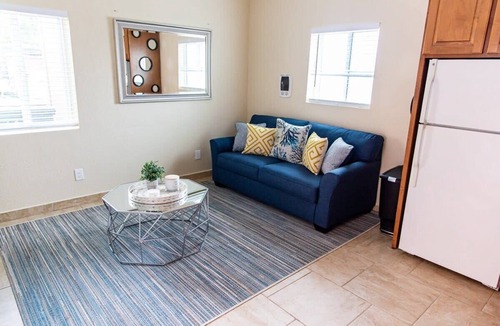 Pacific Beach Apartment | The PB Spot 1BR w/Parking