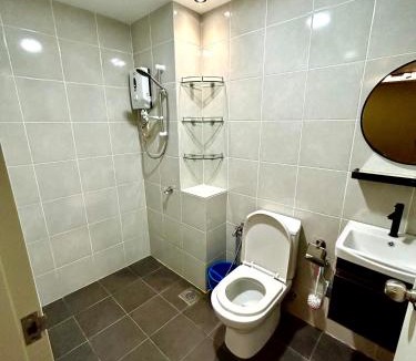 Jenjarom Apartment | The peaceful Porch