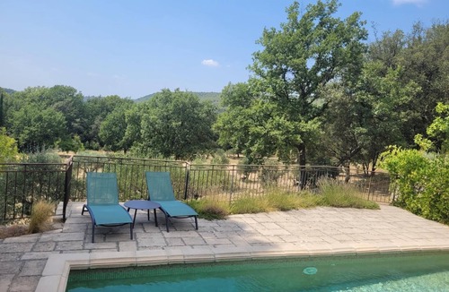 Villecroze House | The Peaceful Owl