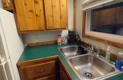 Ansted Cabin | The Peaceful Pine Cabin