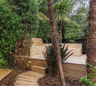 Wellington House | The Peacock House